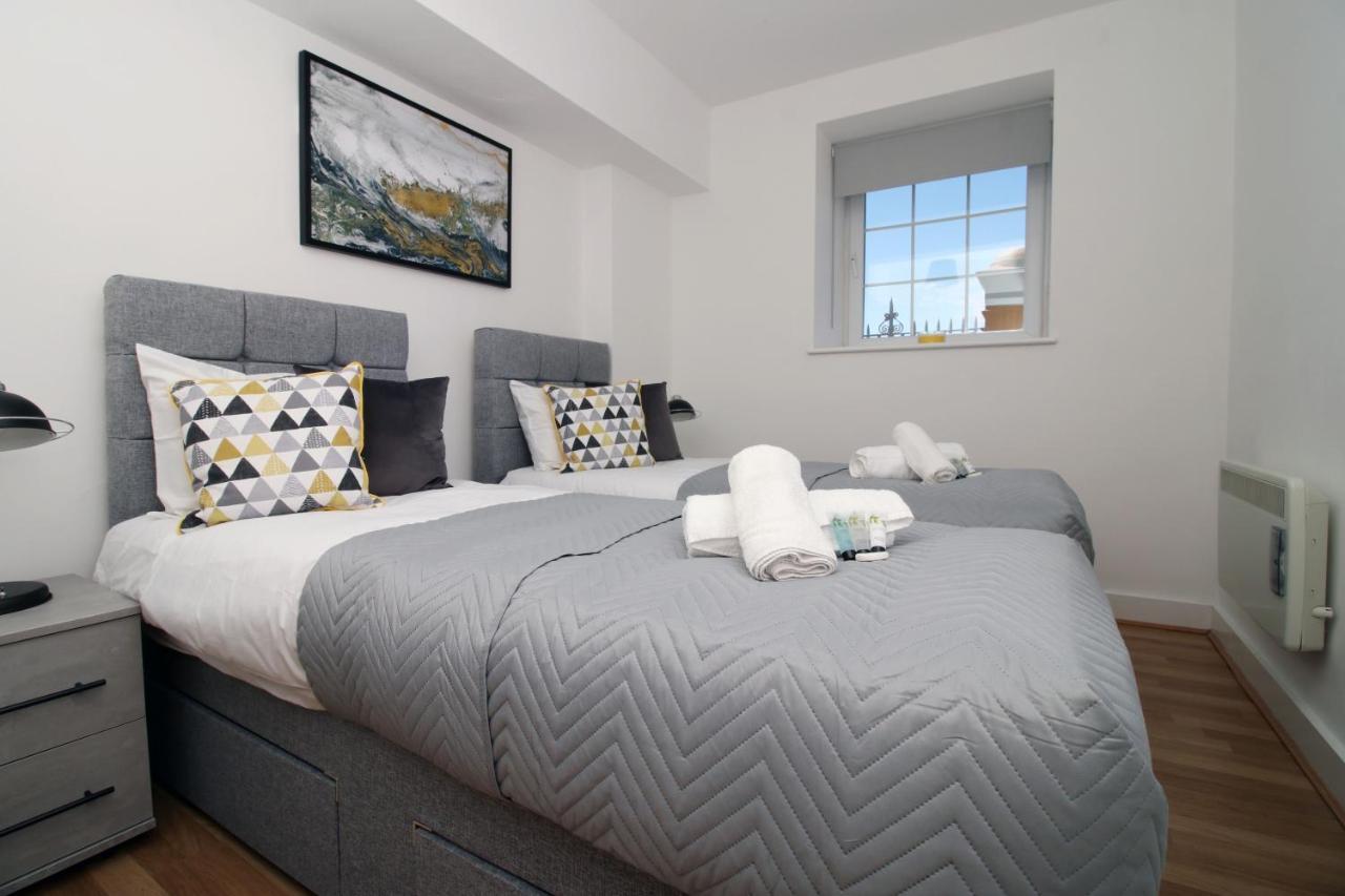 St Thomas Loft Views By Ssw - 2Br, Parking, Sleeps 4, Easy Access To City Centre, Marina, Beach And M4 Swansea Luaran gambar
