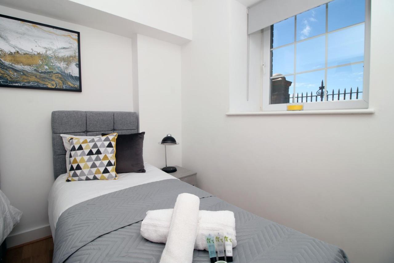 St Thomas Loft Views By Ssw - 2Br, Parking, Sleeps 4, Easy Access To City Centre, Marina, Beach And M4 Swansea Luaran gambar
