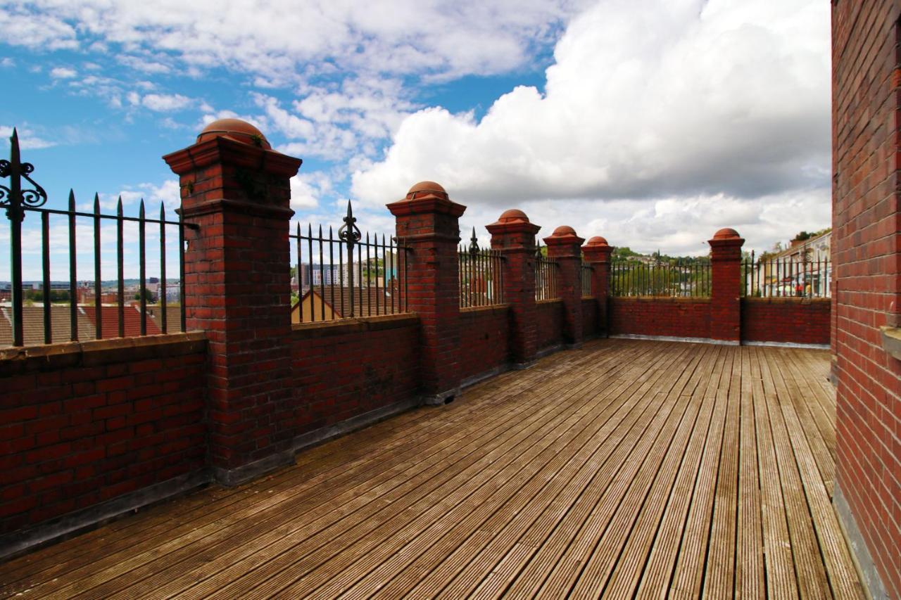 St Thomas Loft Views By Ssw - 2Br, Parking, Sleeps 4, Easy Access To City Centre, Marina, Beach And M4 Swansea Luaran gambar