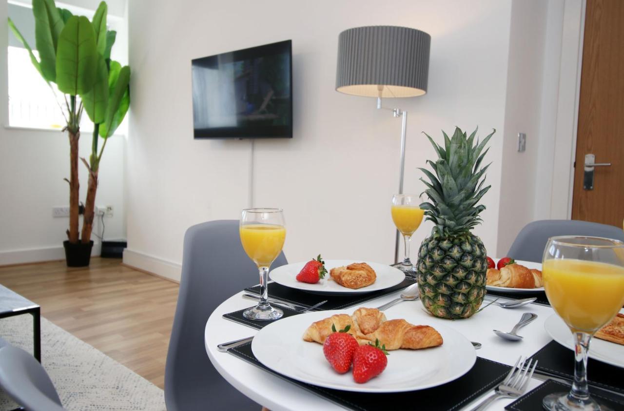 St Thomas Loft Views By Ssw - 2Br, Parking, Sleeps 4, Easy Access To City Centre, Marina, Beach And M4 Swansea Luaran gambar